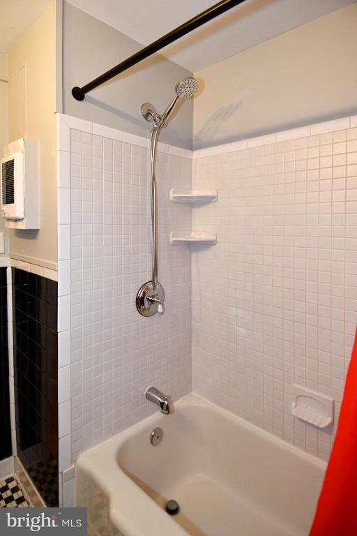 6608 BOULEVARD VIEW A2