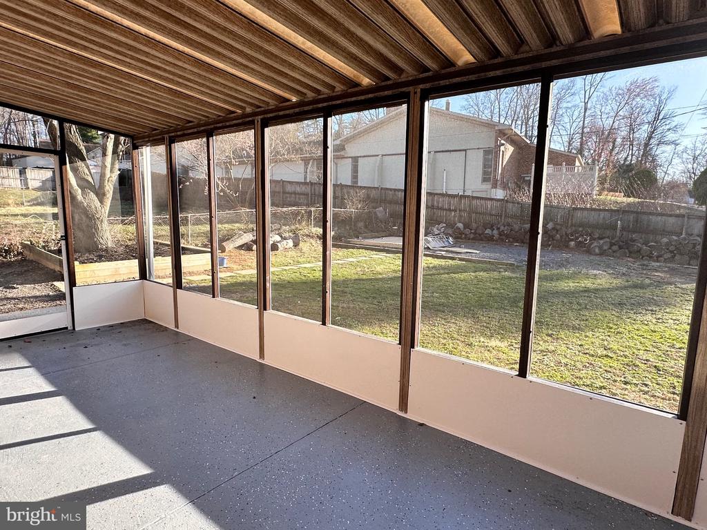6406 WILCOX COURT