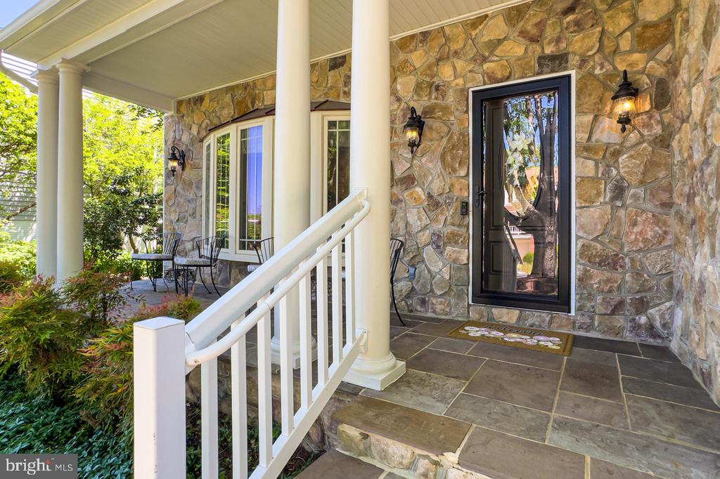 6247 GENTLE LANE