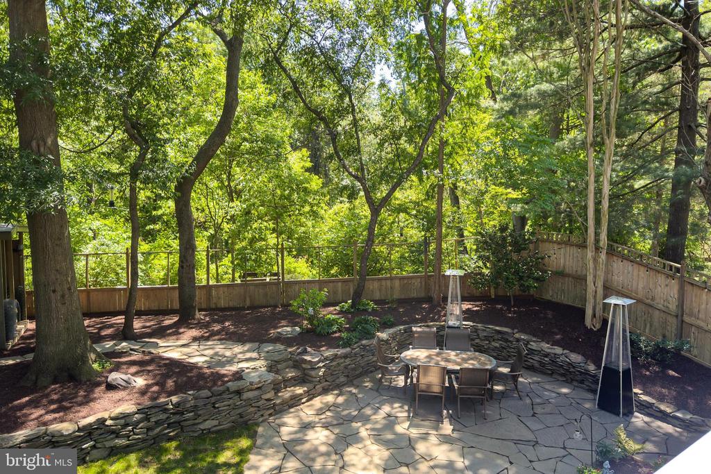6247 GENTLE LANE