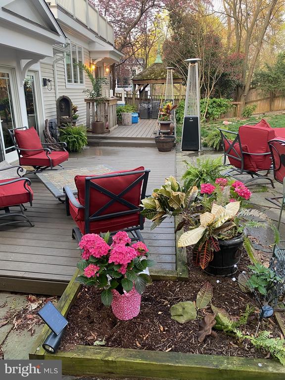 6247 GENTLE LANE