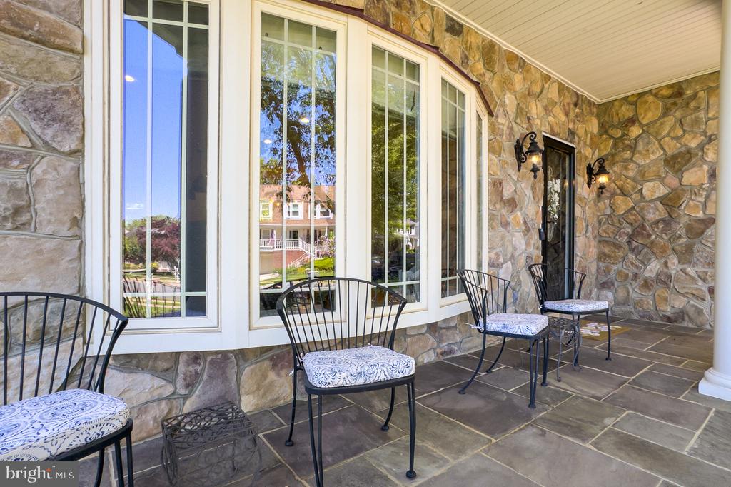 6247 GENTLE LANE