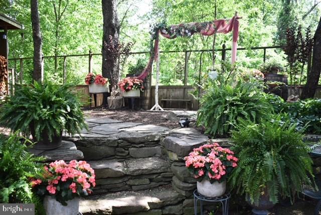 6247 GENTLE LANE