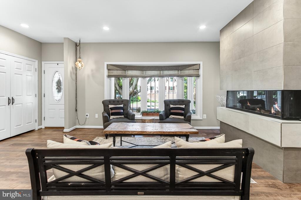6247 GENTLE LANE