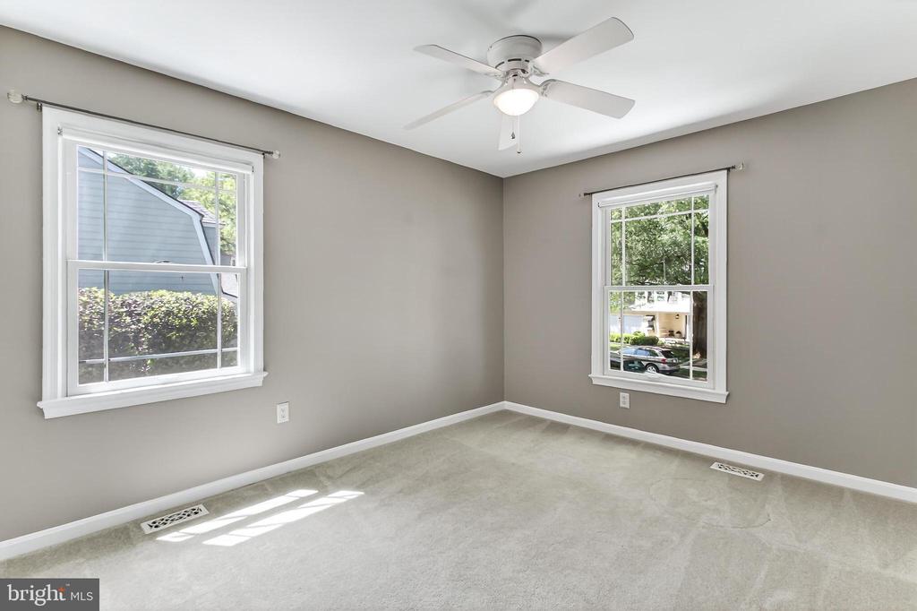 6247 GENTLE LANE