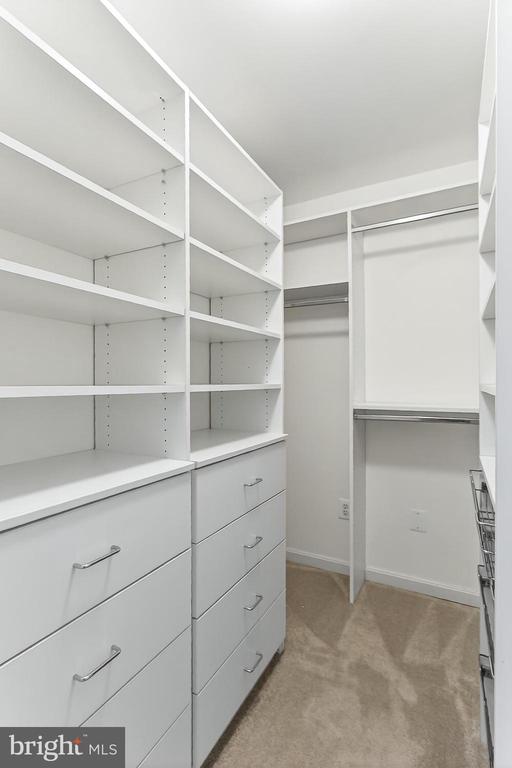 6247 GENTLE LANE