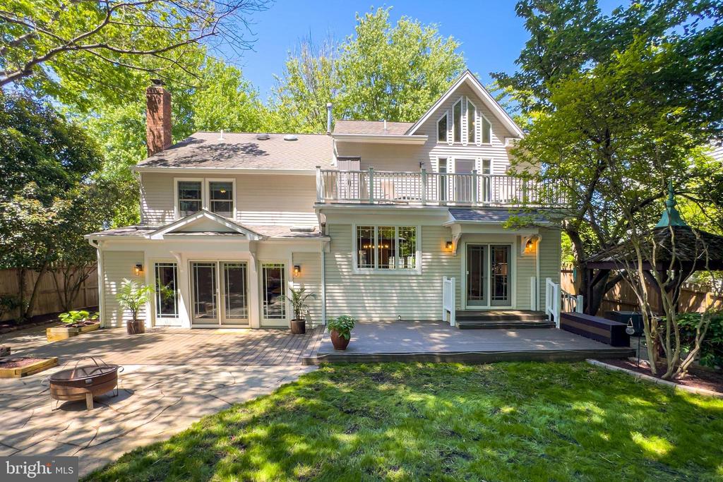 6247 GENTLE LANE
