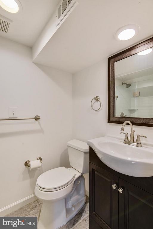 2324 RIVERVIEW TERRACE