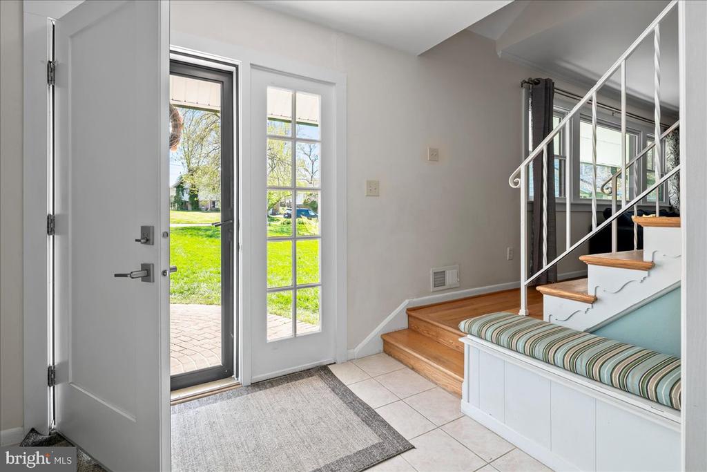 3104 LITTLE CREEK LANE