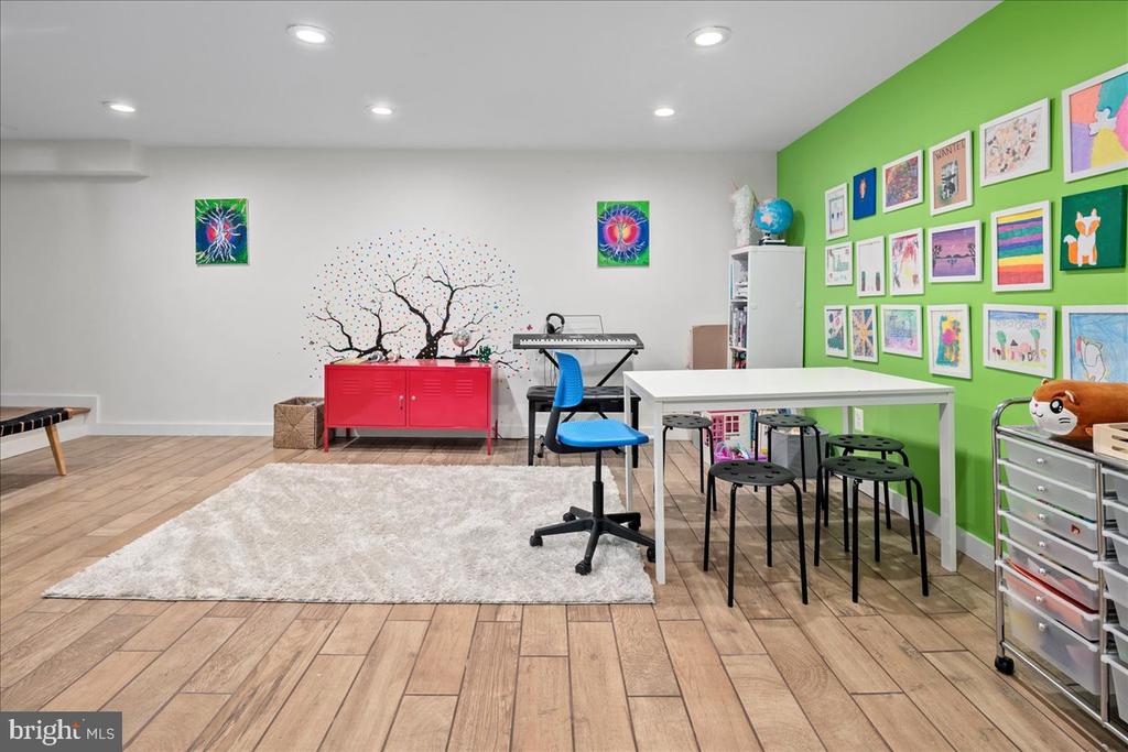 3104 LITTLE CREEK LANE