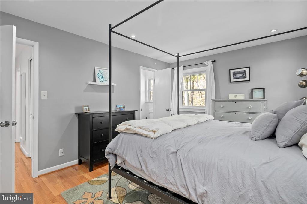 3104 LITTLE CREEK LANE