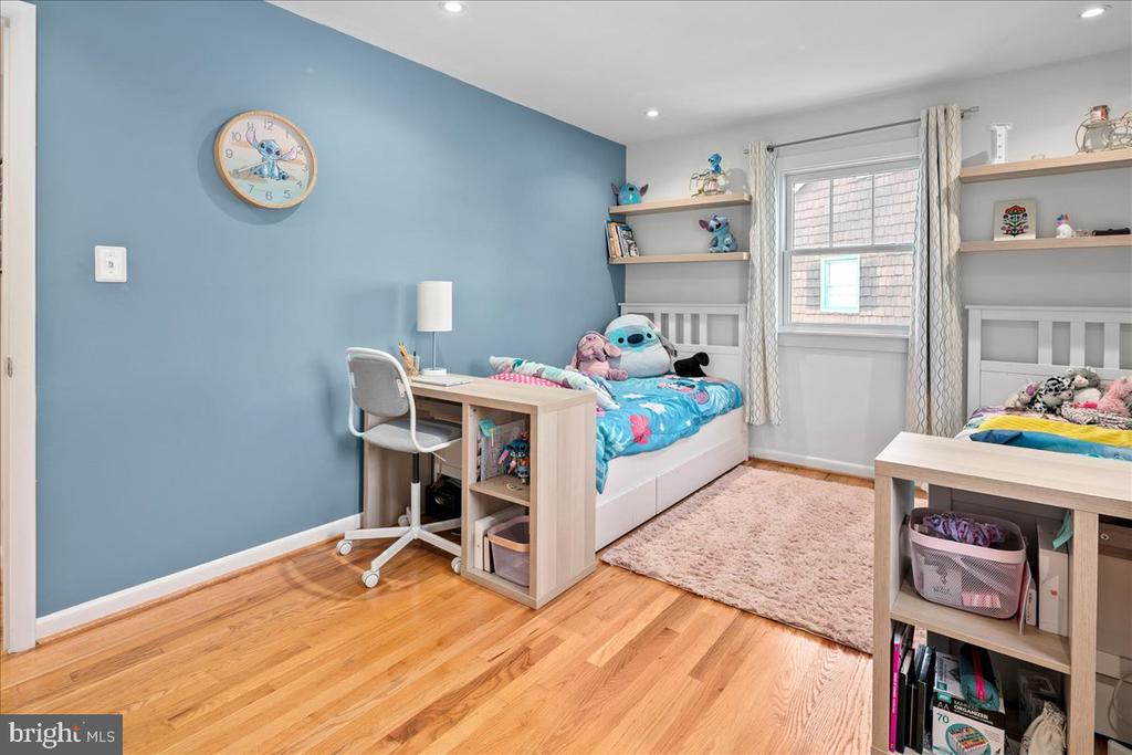 3104 LITTLE CREEK LANE