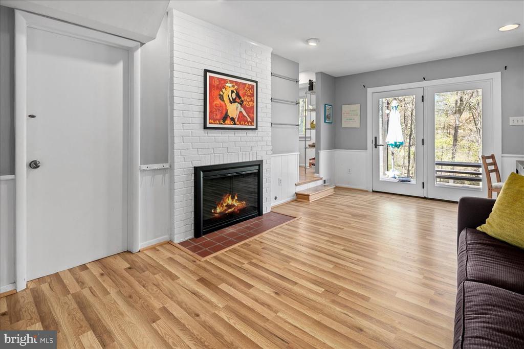 3104 LITTLE CREEK LANE