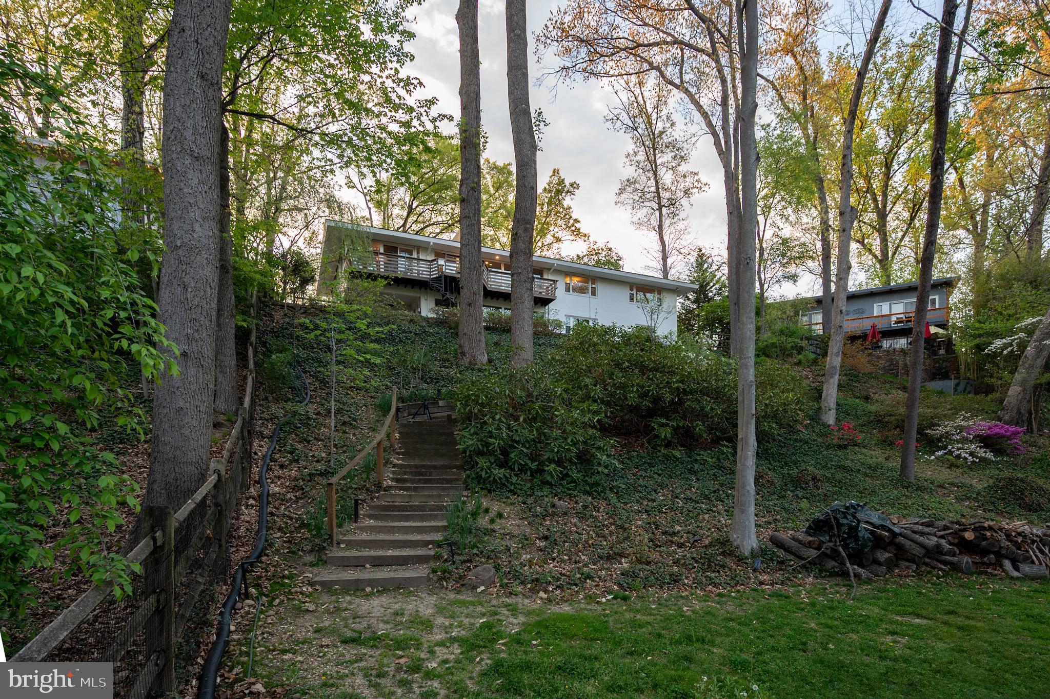 6124 BEACHWAY DRIVE