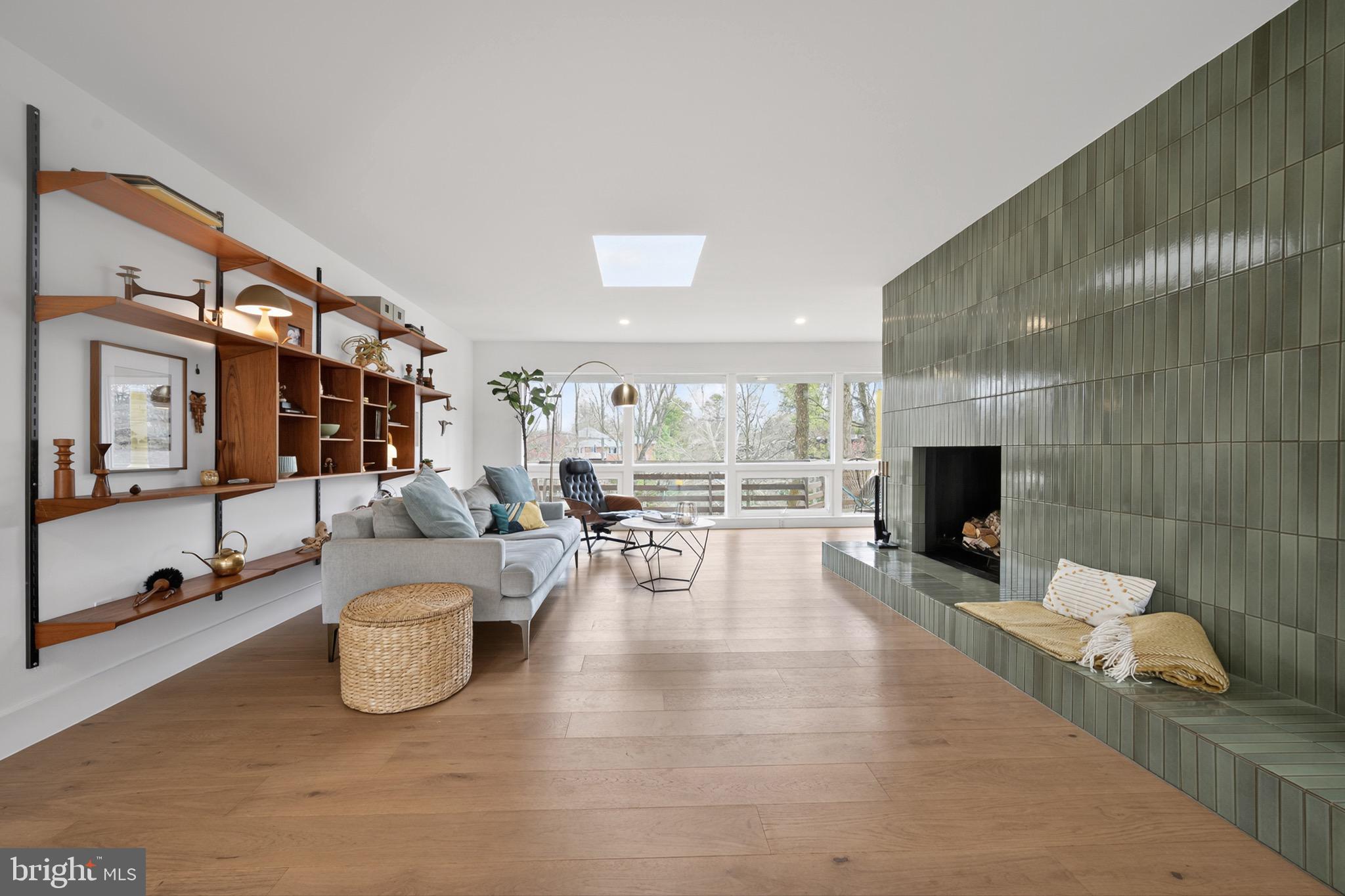 6124 BEACHWAY DRIVE