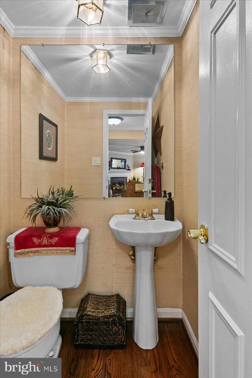 4202 PICKERING PLACE