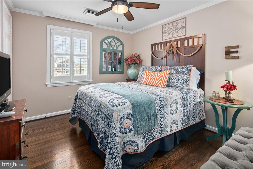 4202 PICKERING PLACE