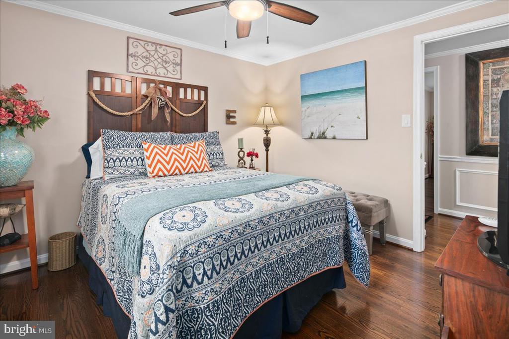 4202 PICKERING PLACE