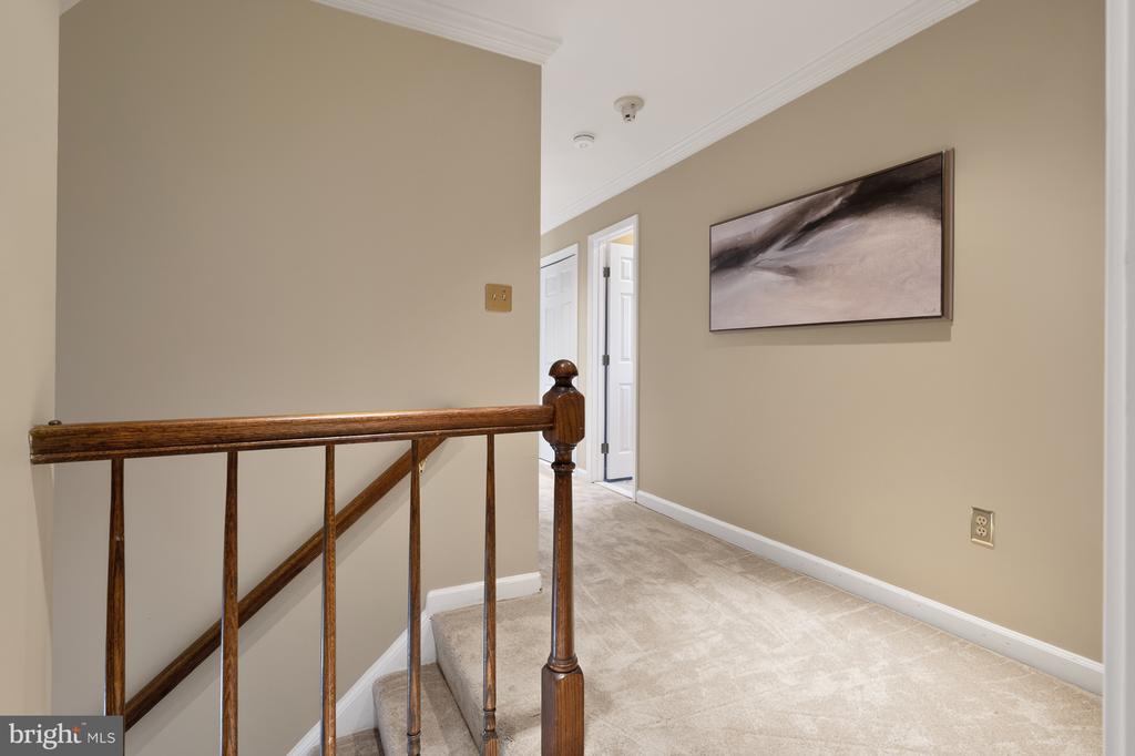 8815 SURREY COURT