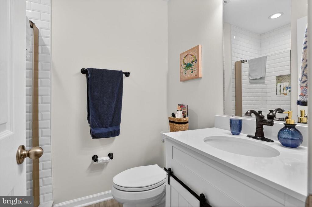 4830 TREASURE COURT