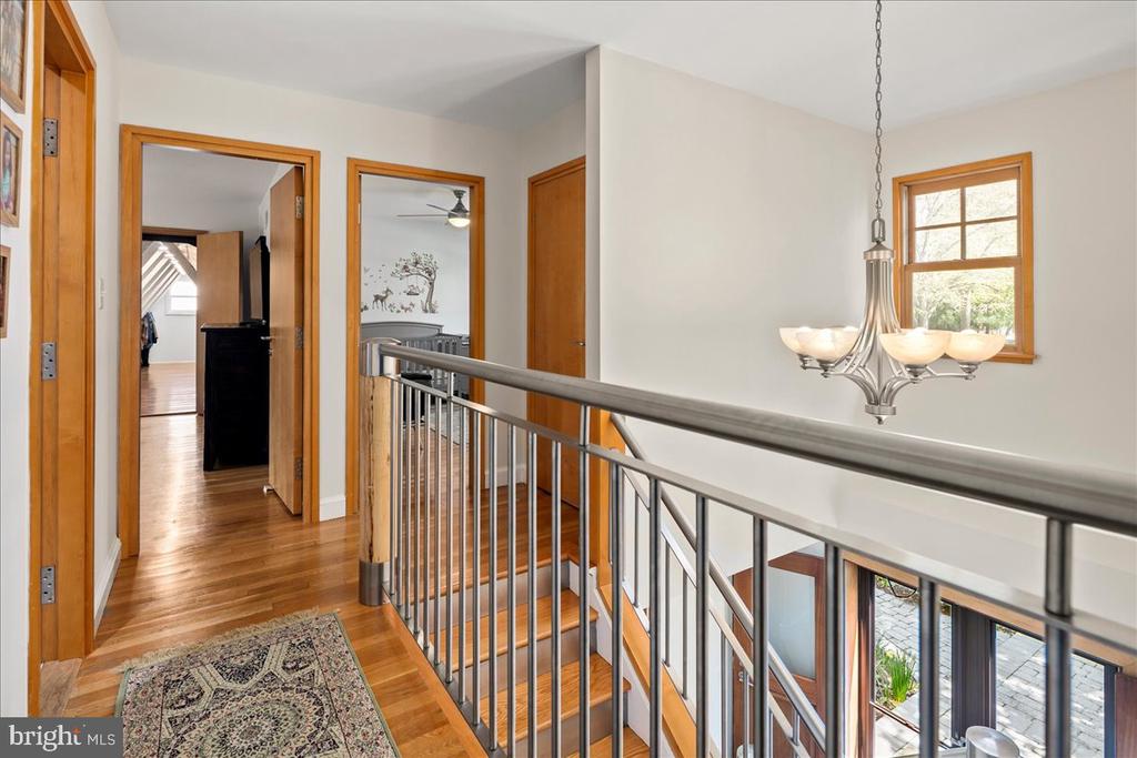 9410 FERRY LANDING COURT