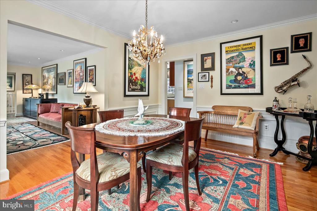 9352 MOUNT VERNON CIRCLE