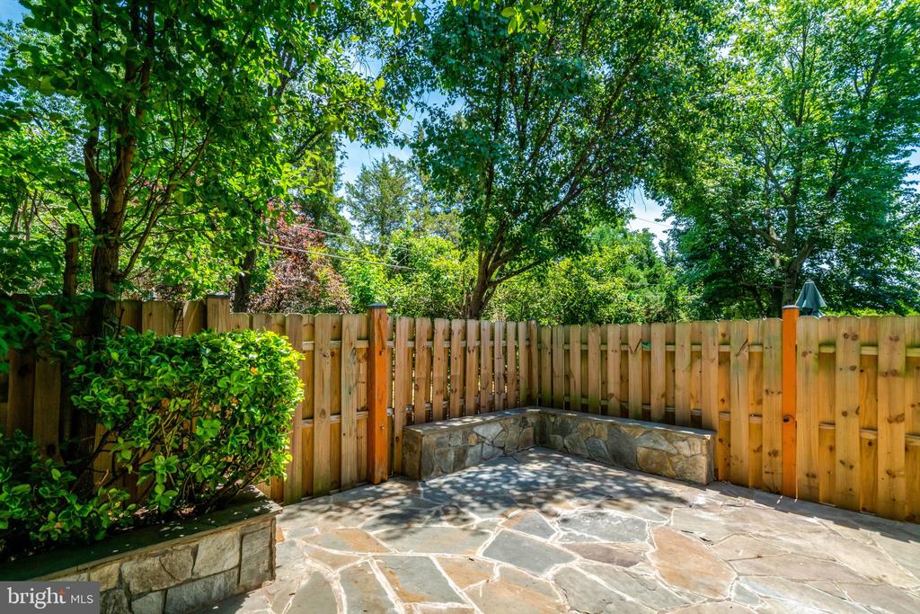 6191 WELLINGTON COMMONS DRIVE