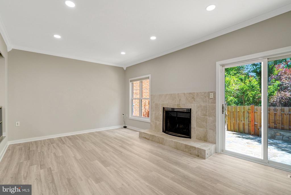 6191 WELLINGTON COMMONS DRIVE