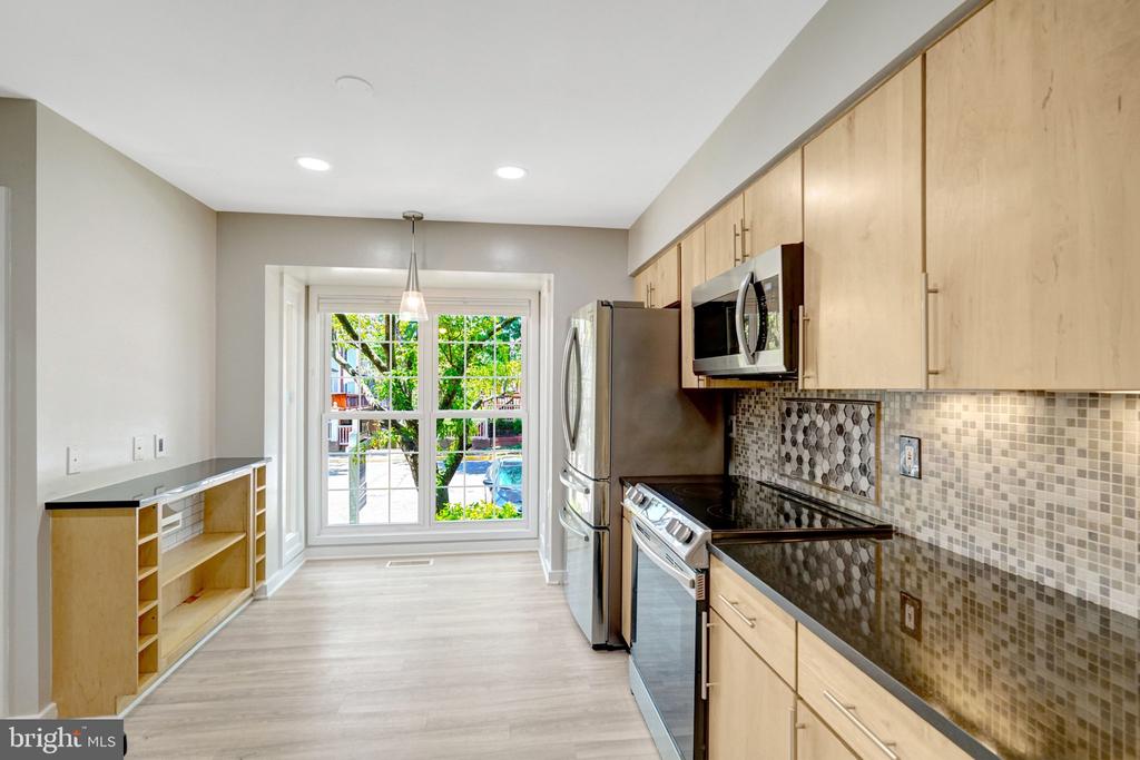 6191 WELLINGTON COMMONS DRIVE
