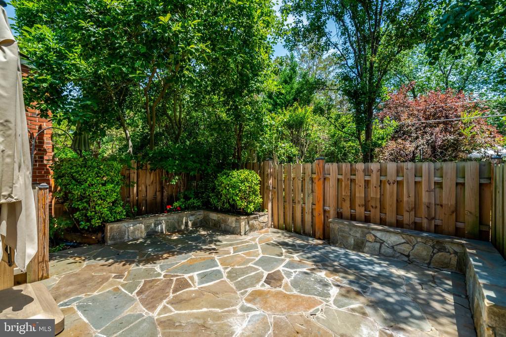6191 WELLINGTON COMMONS DRIVE