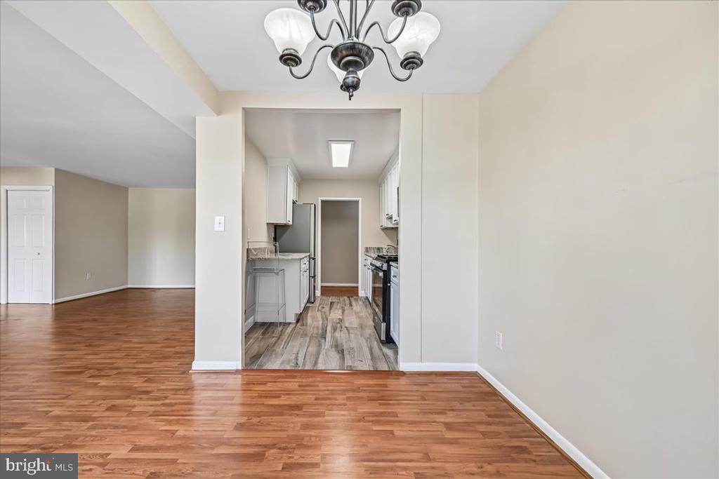 6631 WAKEFIELD DRIVE 203