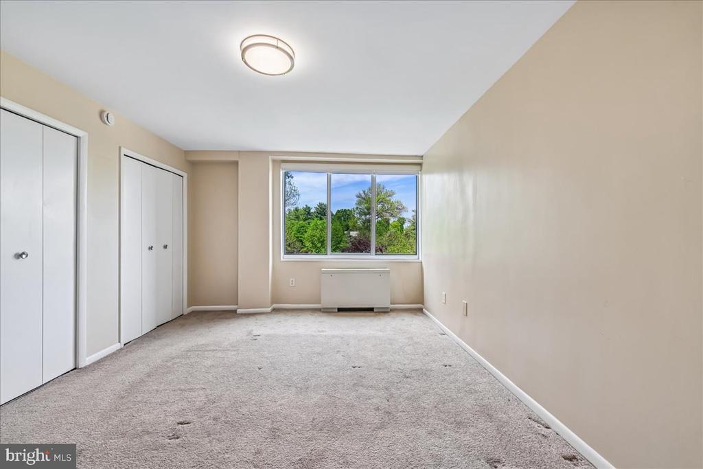 6631 WAKEFIELD DRIVE 203