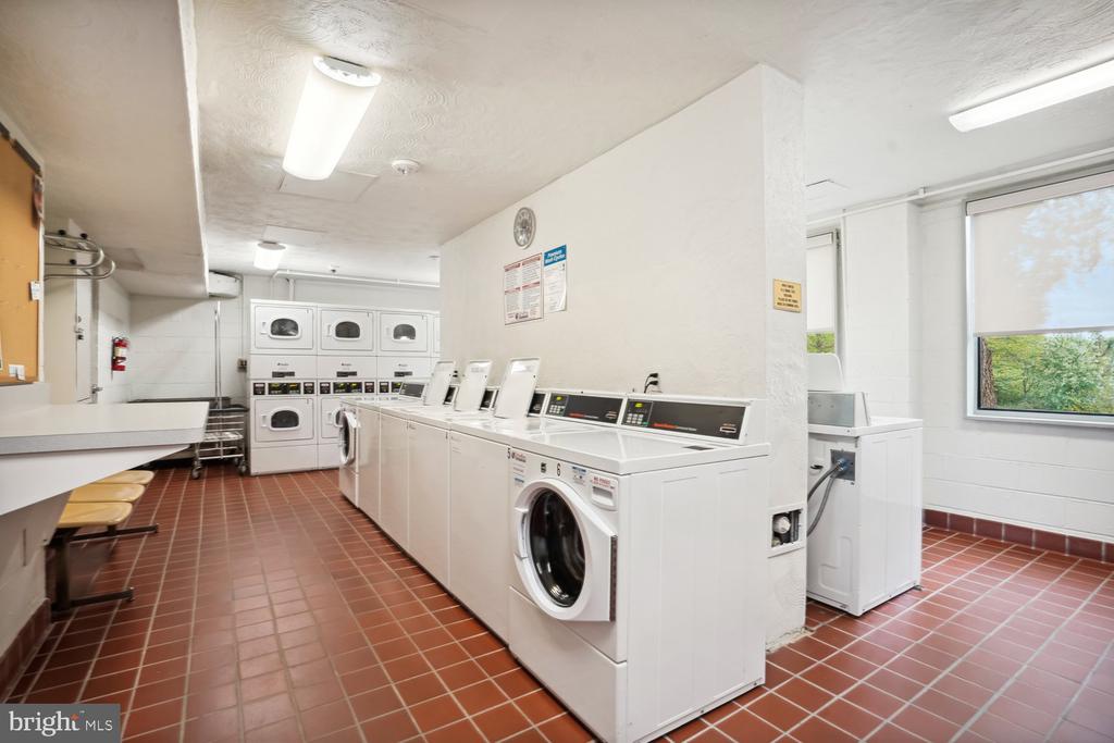 6631 WAKEFIELD DRIVE 203