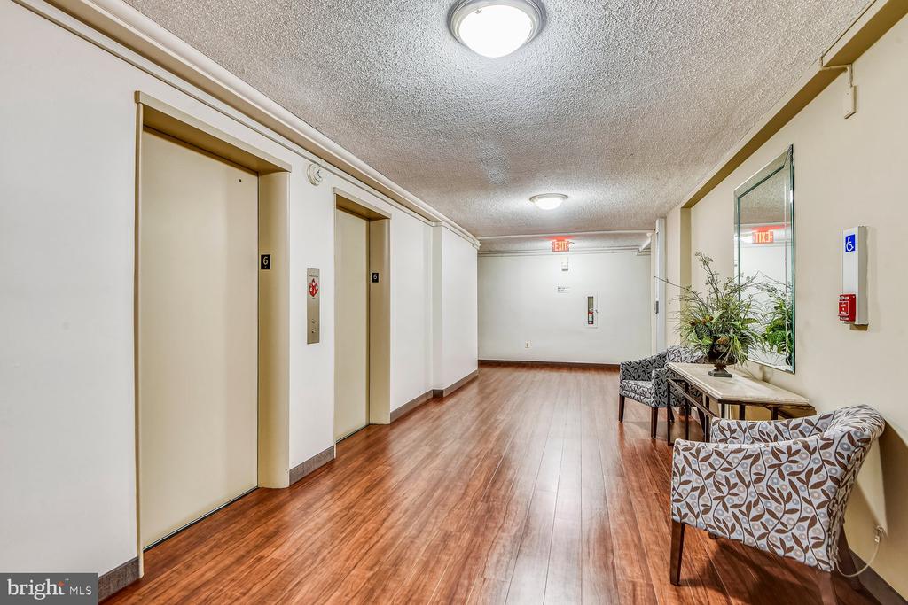 6631 WAKEFIELD DRIVE 203