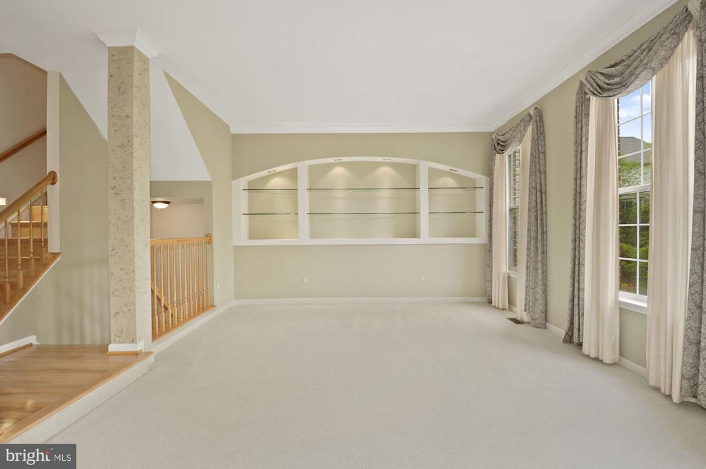 12489 LUCAS DRIVE