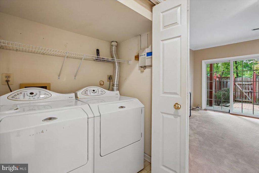 6488 SHARON KAY COURT