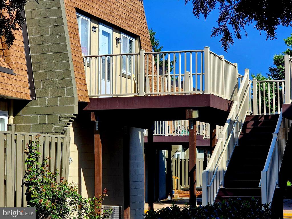 3815 MONTE VISTA PLACE 98E