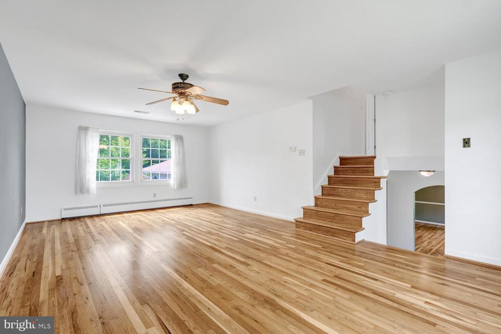 8339 WAGON WHEEL ROAD
