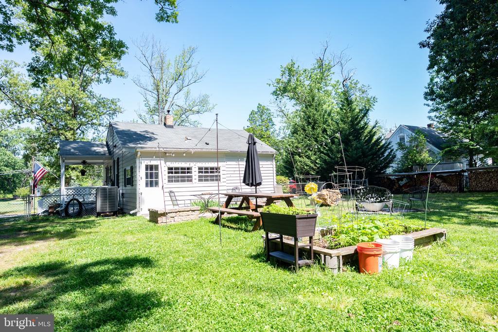 10429 OLD COLCHESTER ROAD
