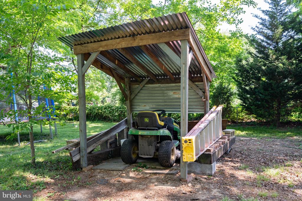 10429 OLD COLCHESTER ROAD