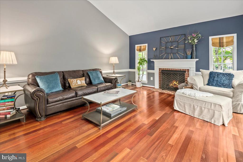 3801 WASHINGTON WOODS DRIVE