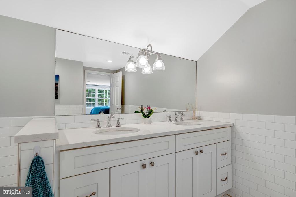 3602 SOUTH PLACE 2