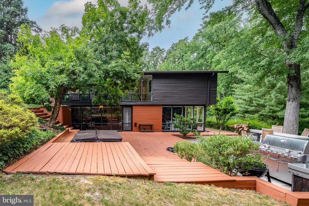 2108 POPKINS LANE