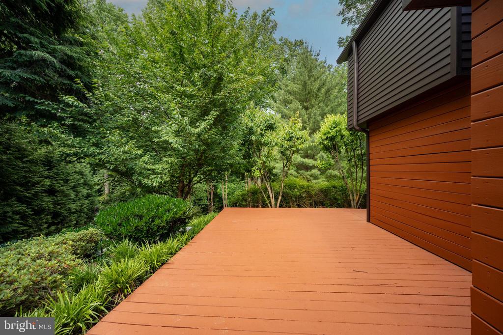 2108 POPKINS LANE