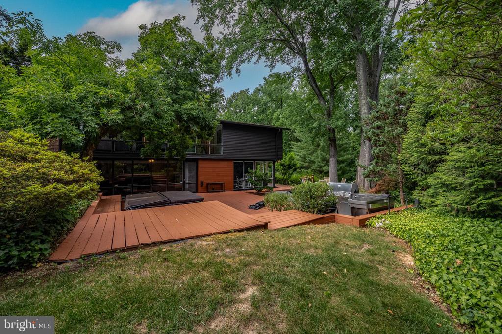 2108 POPKINS LANE
