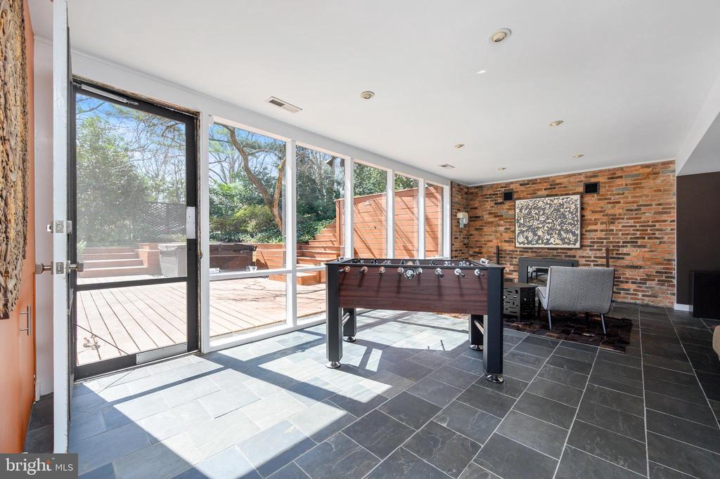 2108 POPKINS LANE