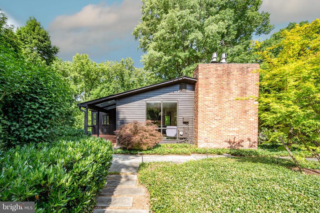2108 POPKINS LANE
