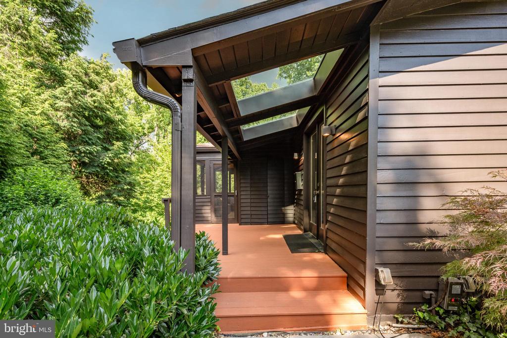 2108 POPKINS LANE