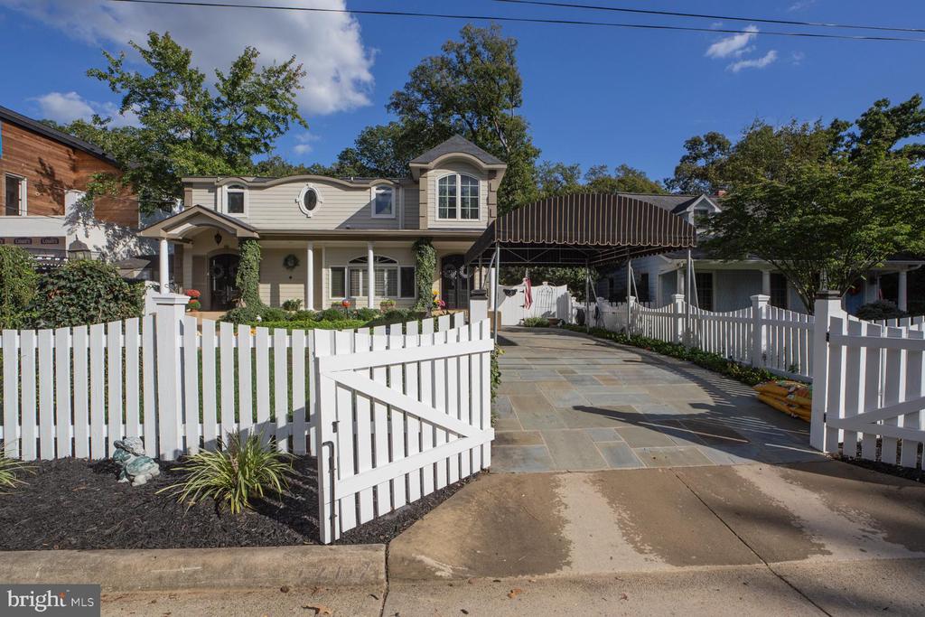 6407 OLMI LANDRITH DRIVE