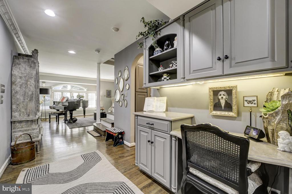 6407 OLMI LANDRITH DRIVE